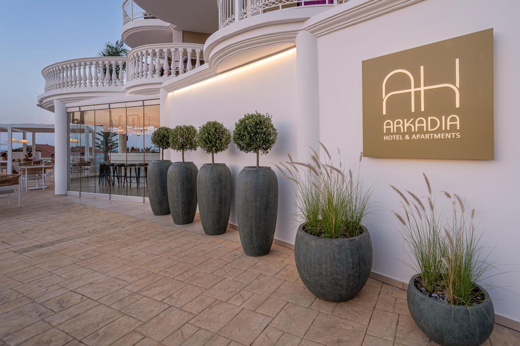 Arkadia Hotel Kypseli Exterior photo