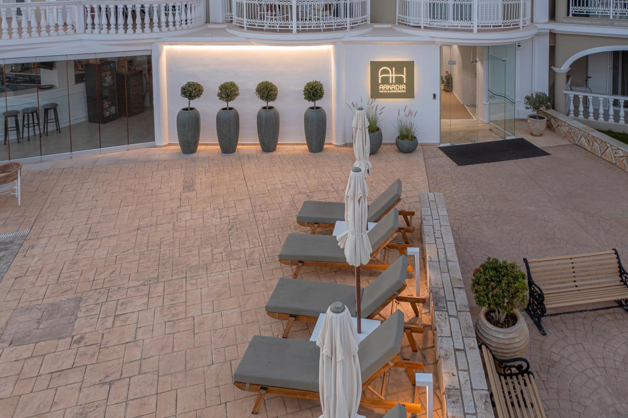 Arkadia Hotel Kypseli Exterior photo
